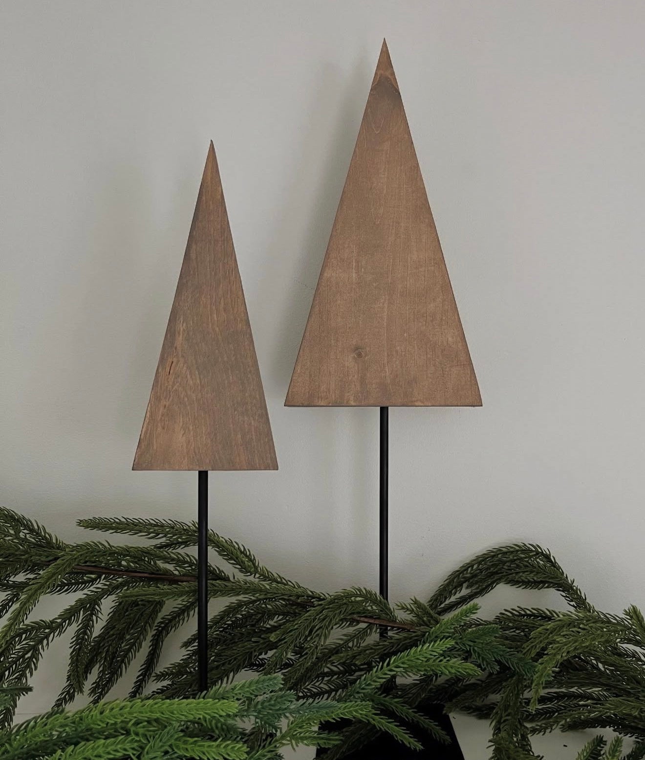 Set of 2 Minimalist Trees
