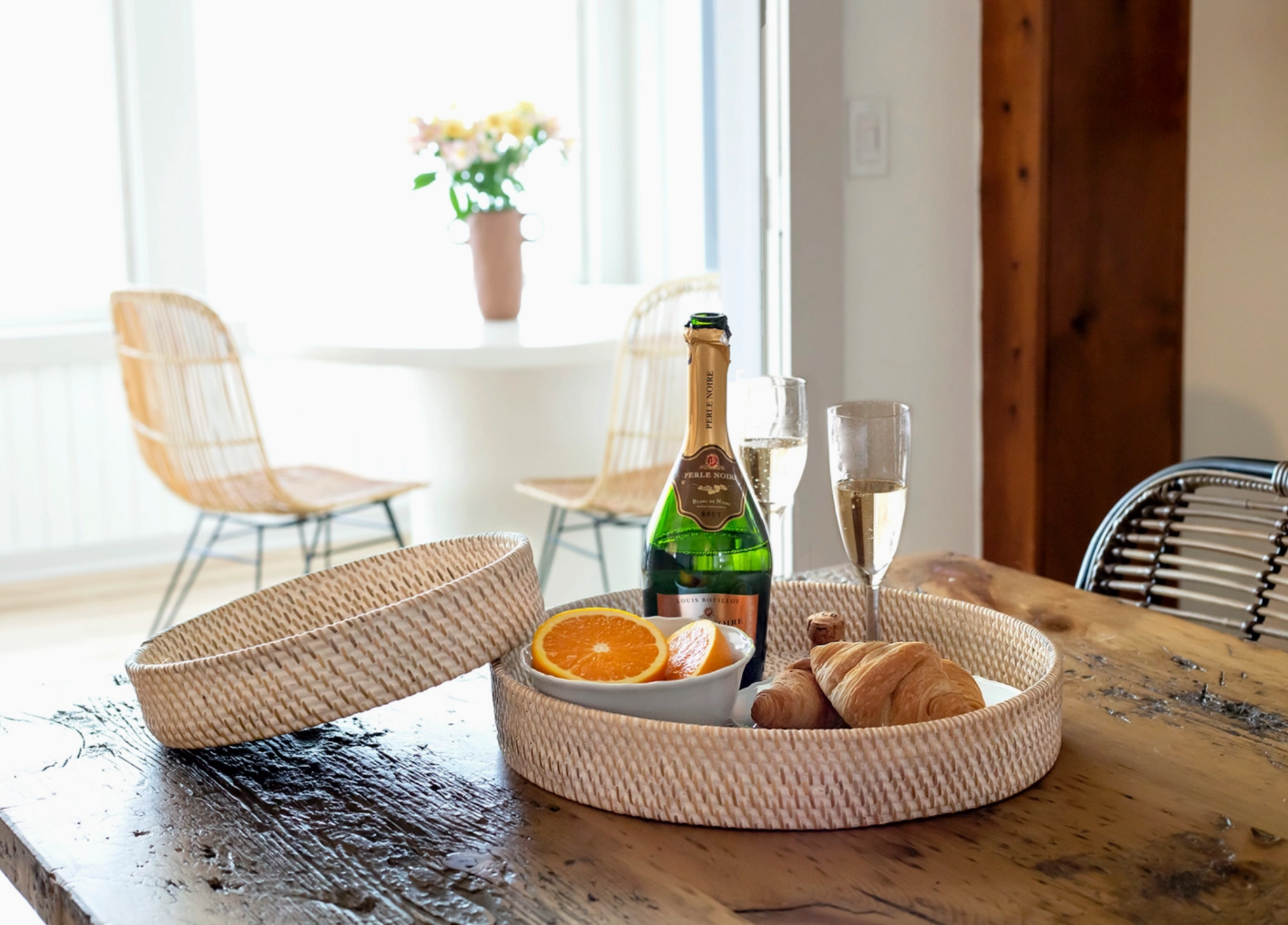 Round Hapao Rattan Tray Whitewash