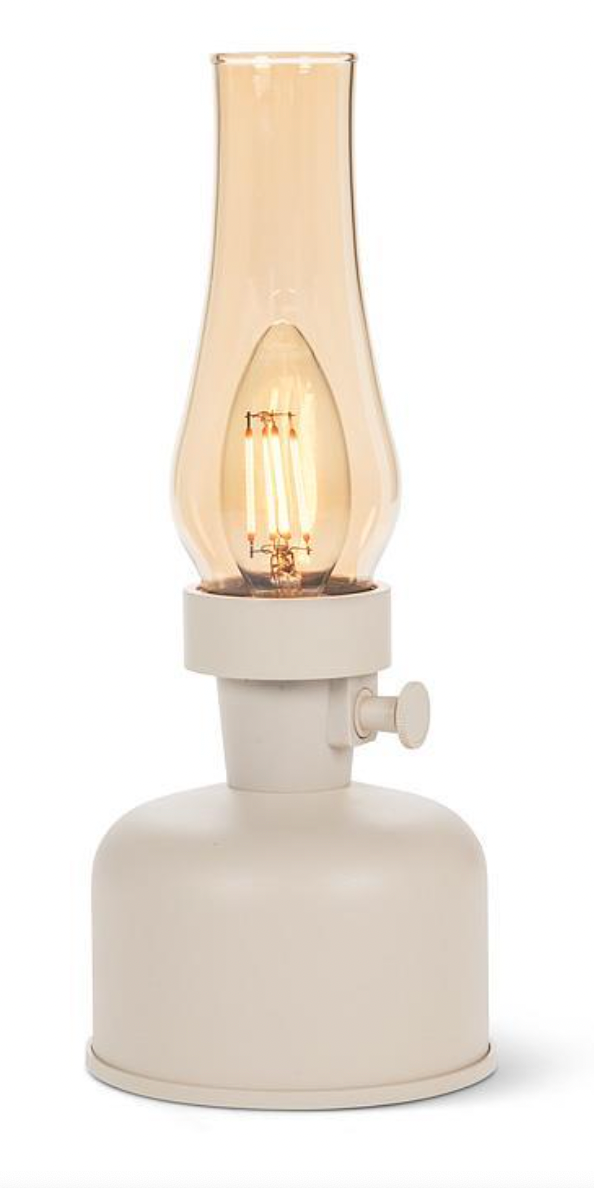Lantern LED Lamp with Chimney