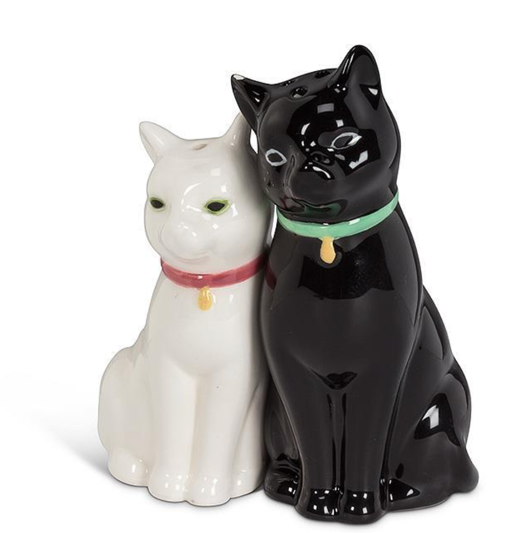 Cuddling Cat Salt & Pepper