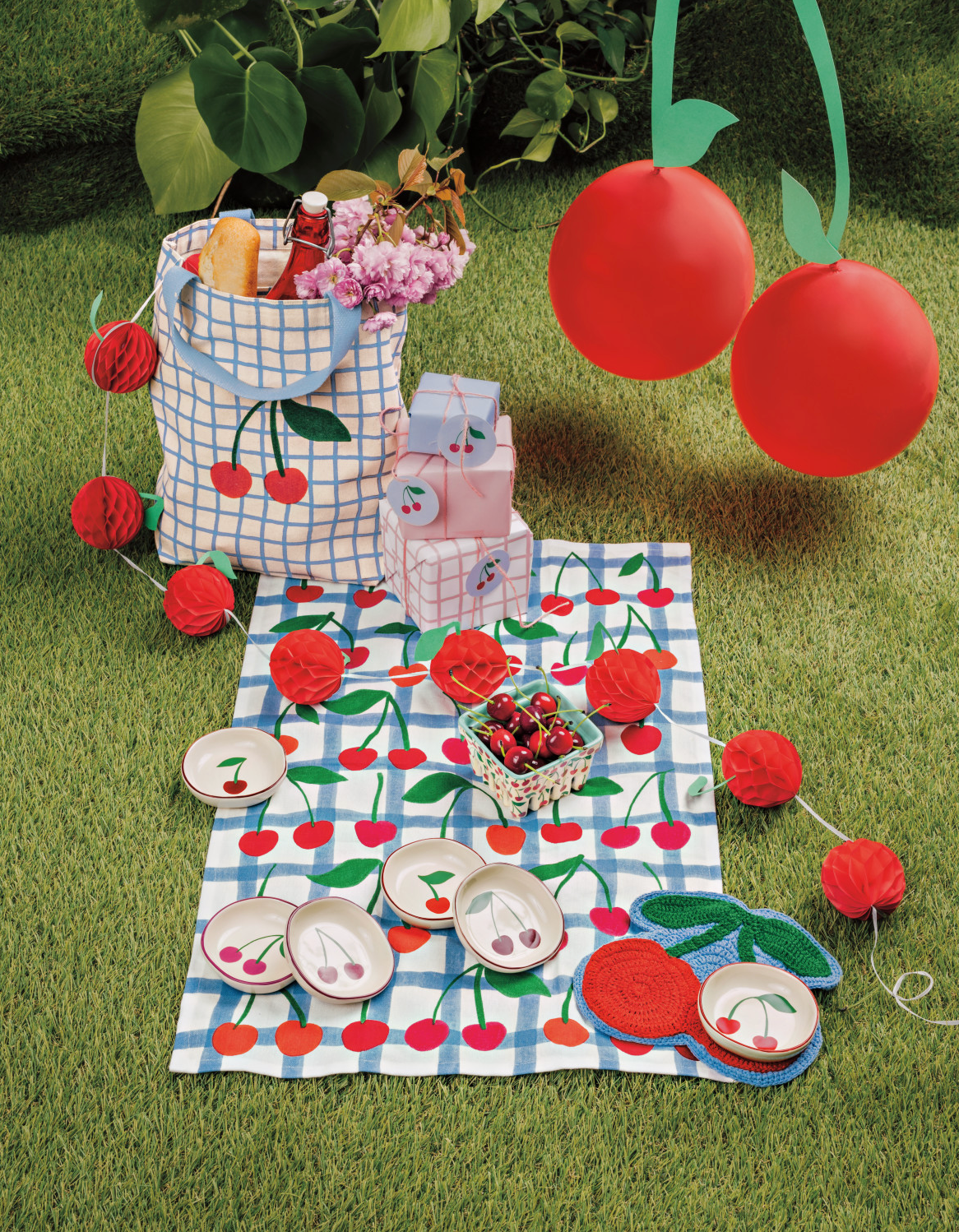 Very Cherry Pinch Bowl