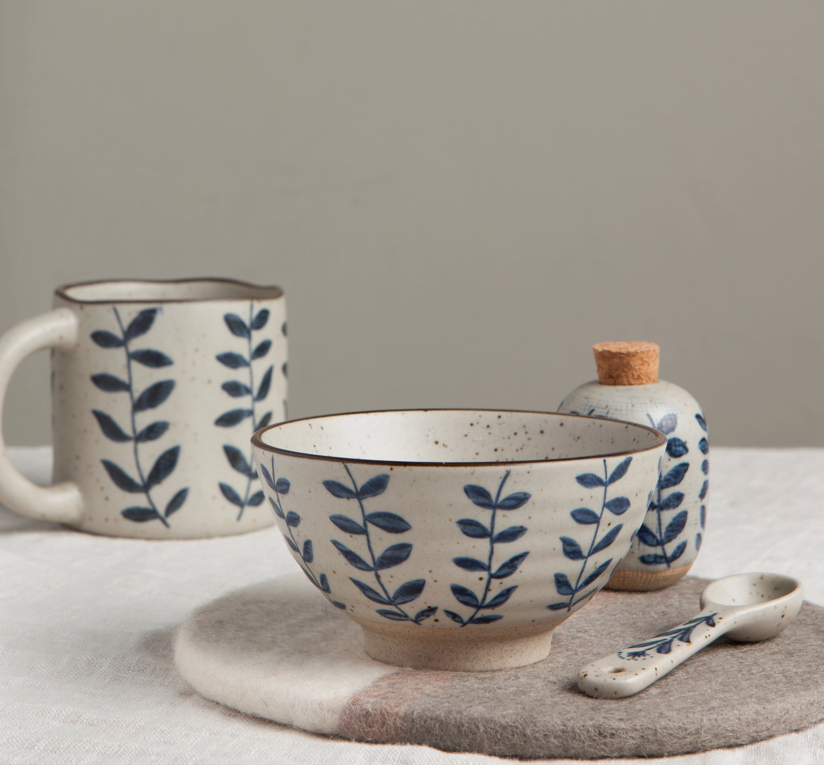 Vine Element Small Bowl