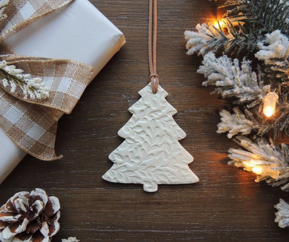 Scandinavian Christmas Ornament - Leafy Tree