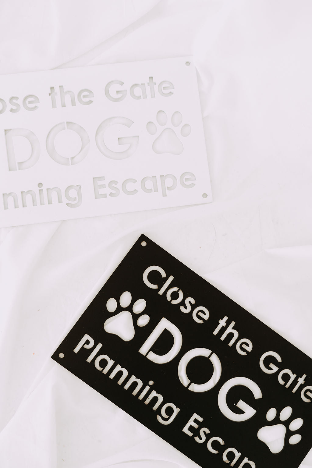 Dog Gate Escape Plaque - IRONIK Original